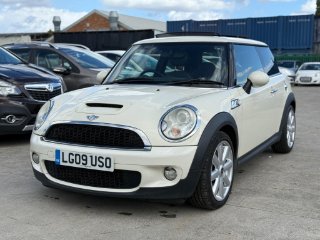 /photos/10186/0f358656-d3f0-42b4-967a-564ef0c67afa_i320x240.jpg