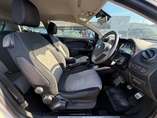 /photos/10186/1af99b0a-b68b-4b6b-9c0a-6fb65216c41b_i320x240.jpg