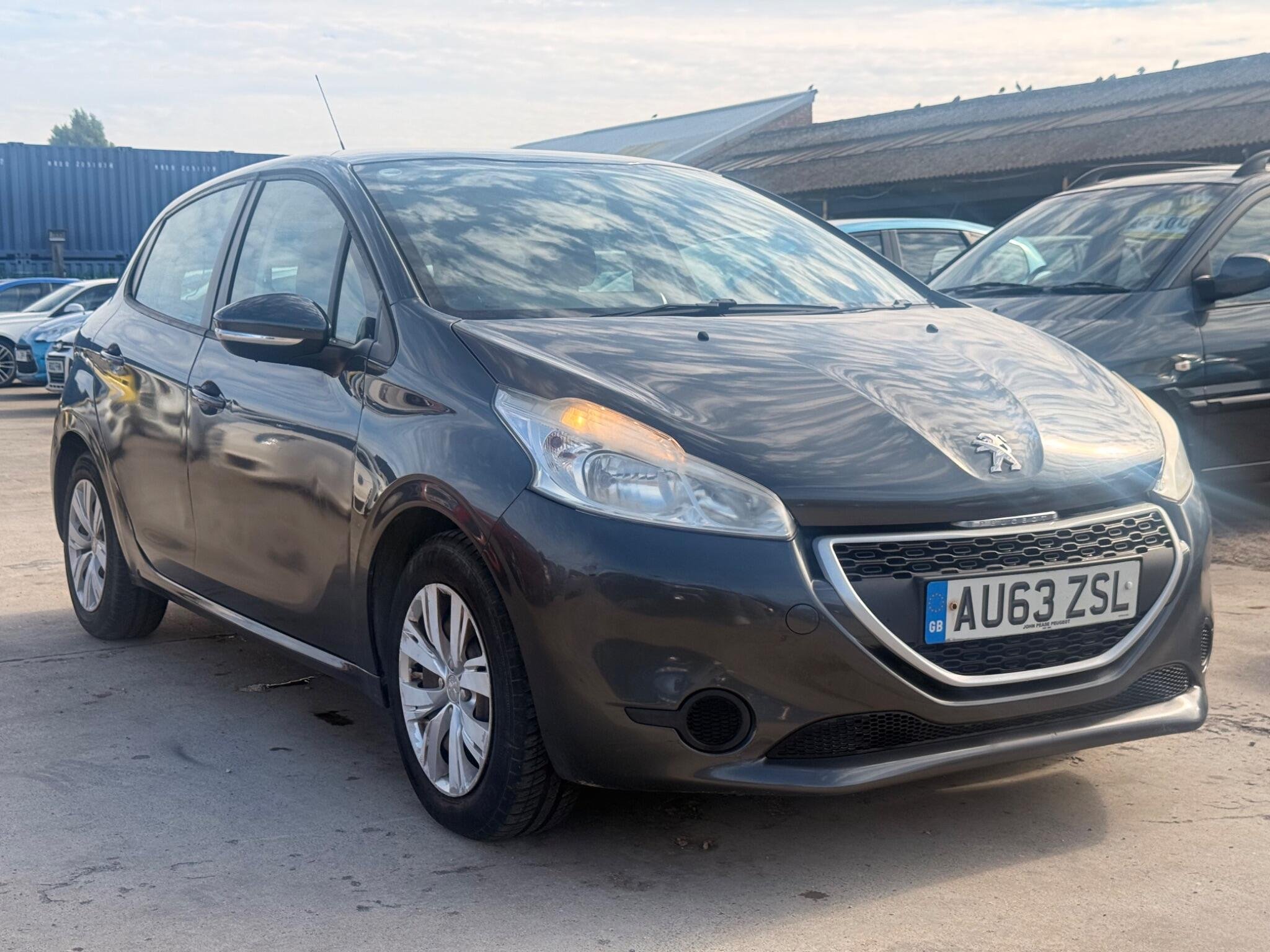 2013 Peugeot 208