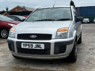 /photos/10186/c3701a92-dce1-4418-bbce-ad2df7632df0_i320x240.jpg