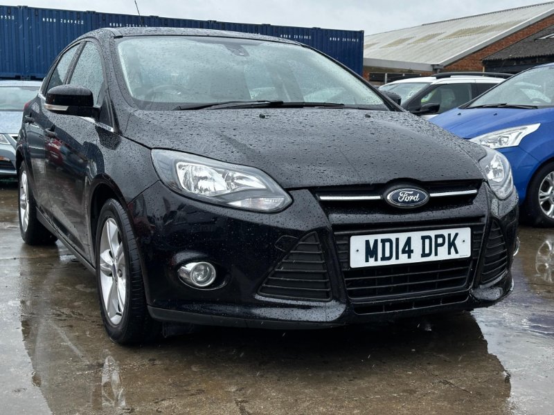 2014 FORD FOCUS 1.6 ZETEC POWERSHIFT EURO 5 5DR 4,495 MONTHLY FROM 93.40 33 THIS... photo