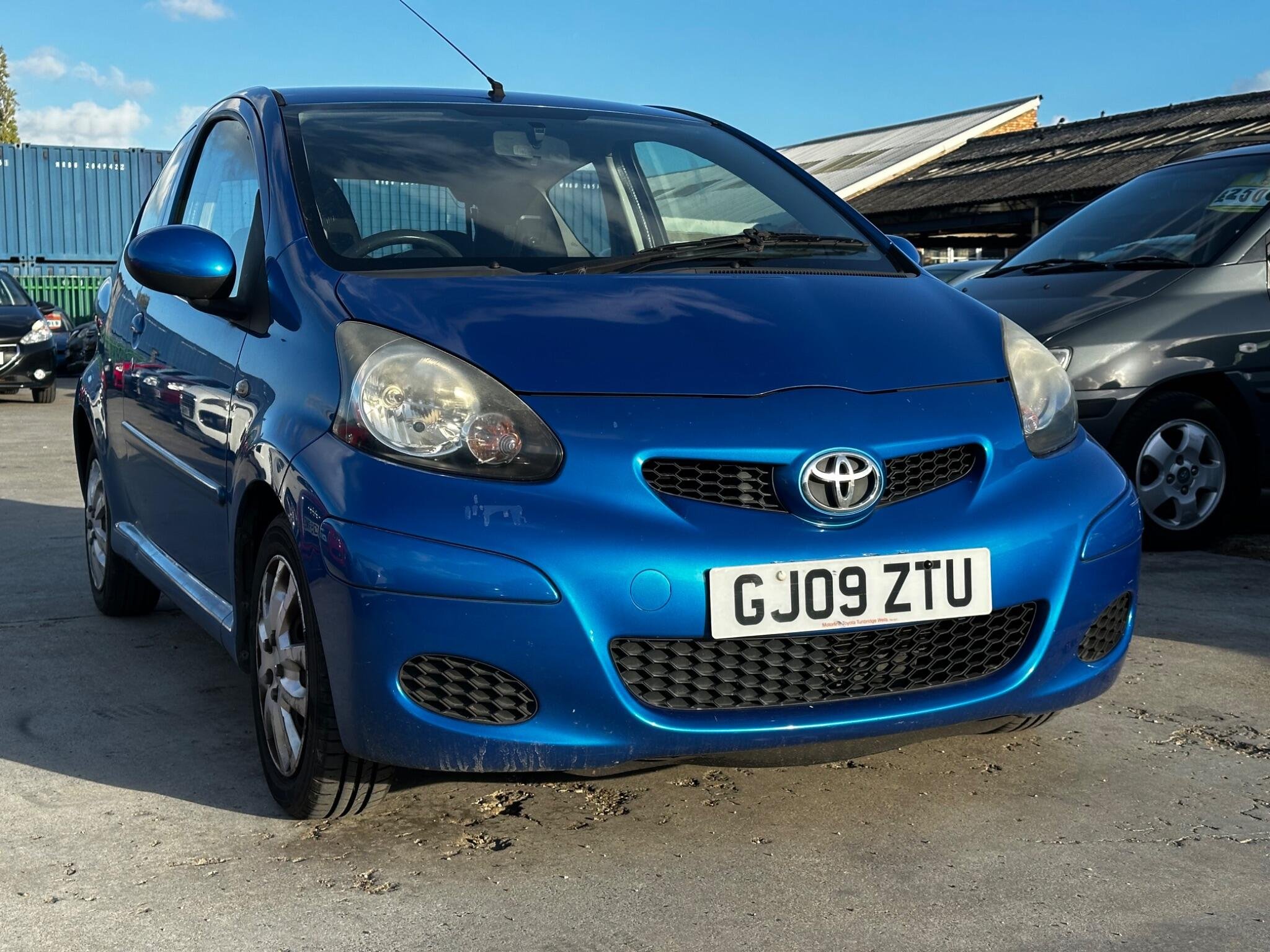 2009 Toyota Aygo — photo 1 of 5